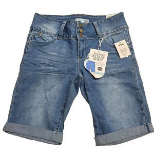 YMI Jean Shorts Womens 9 Blue Denim Bermuda Mid Rise Flat Front Stretch Y2K NWT